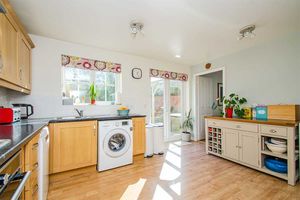 Photo 28- click for photo gallery